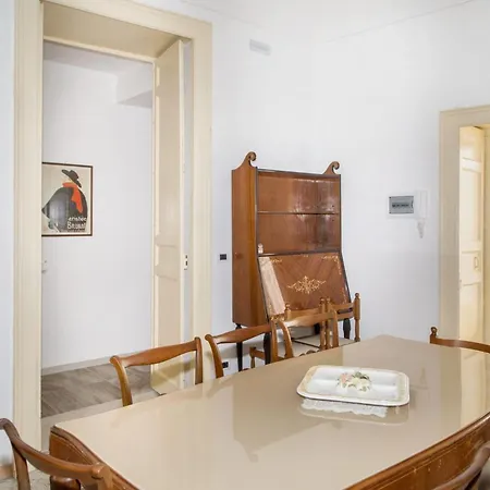 Modern In Siracusa, 150 Sqm With Balcony Daire *